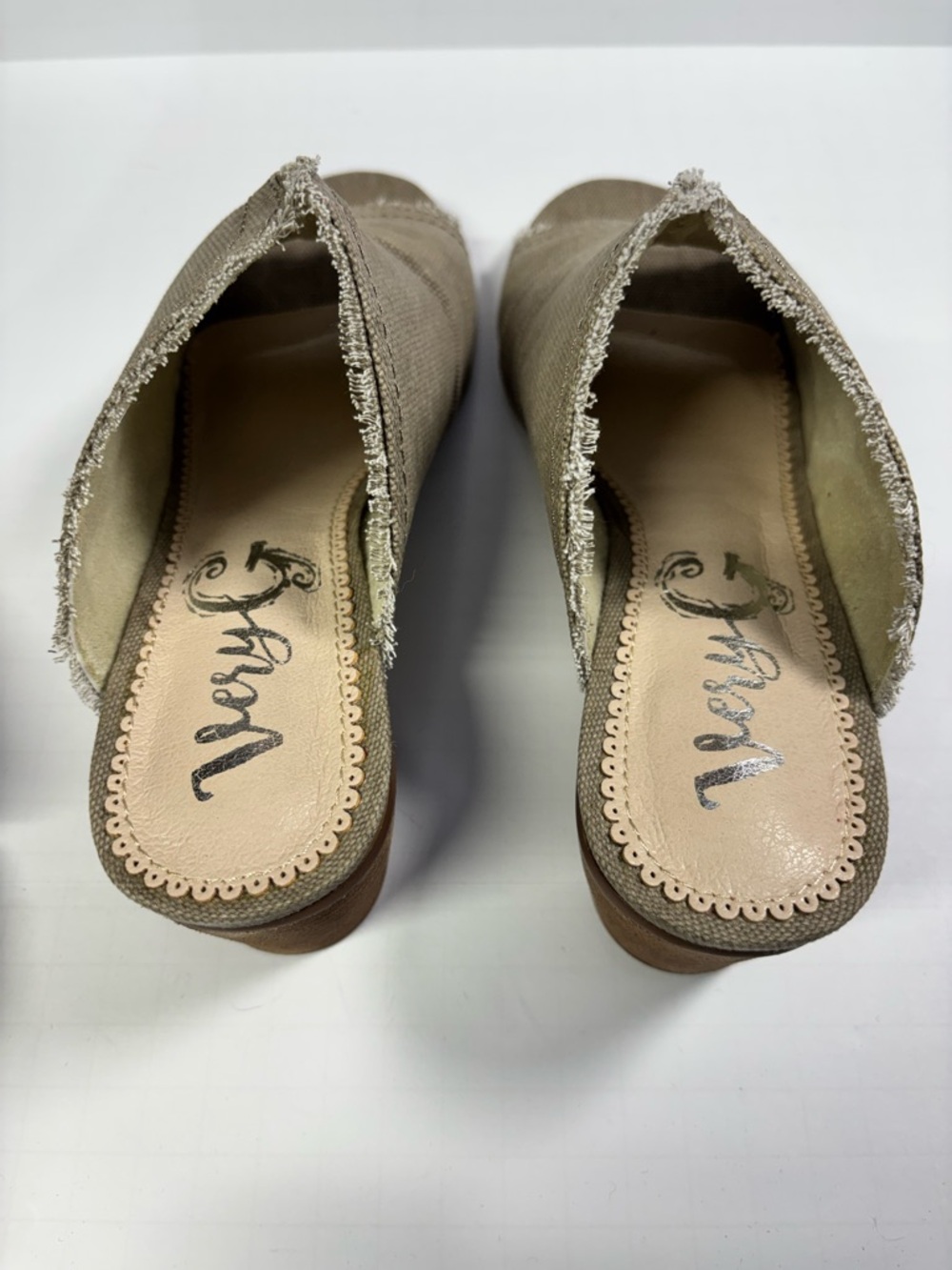 ✨Very G Bianca Taupe Mules Size 8 - Picture 6 of 11